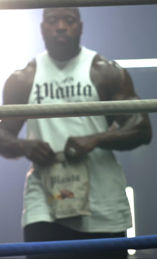 Video Poster 4